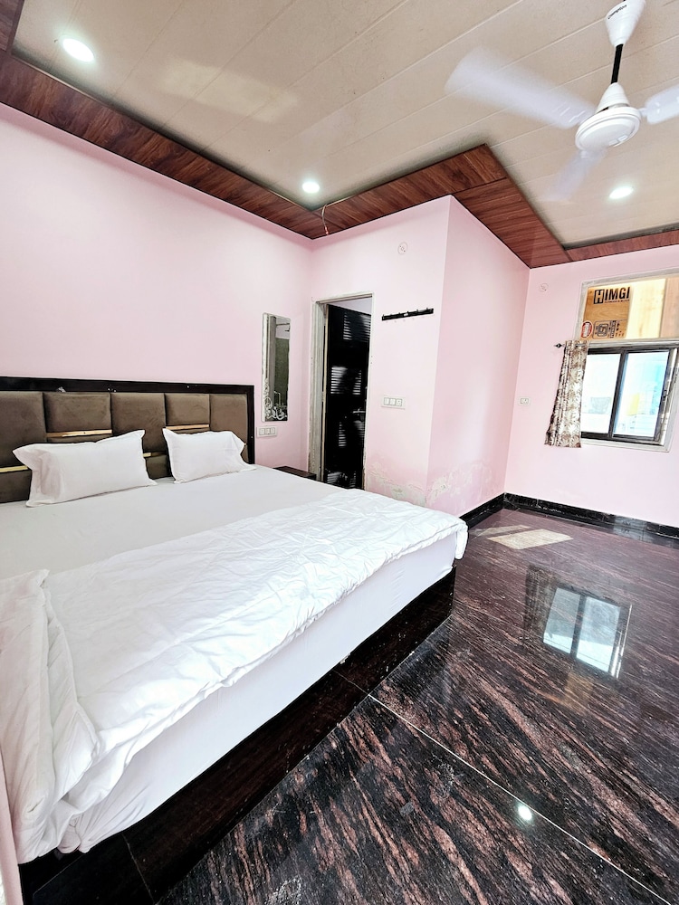 Divy Dhaam Near Prem Mandir