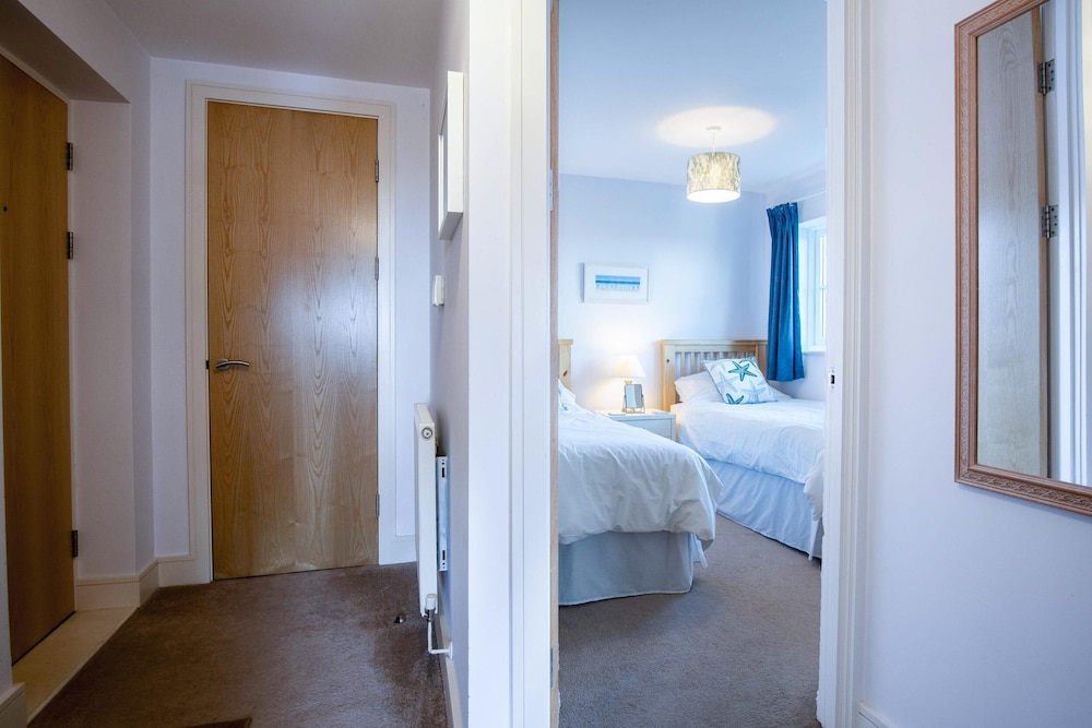 13 Rhodewood House - 2 Bedroom Apartment - Saundersfoot