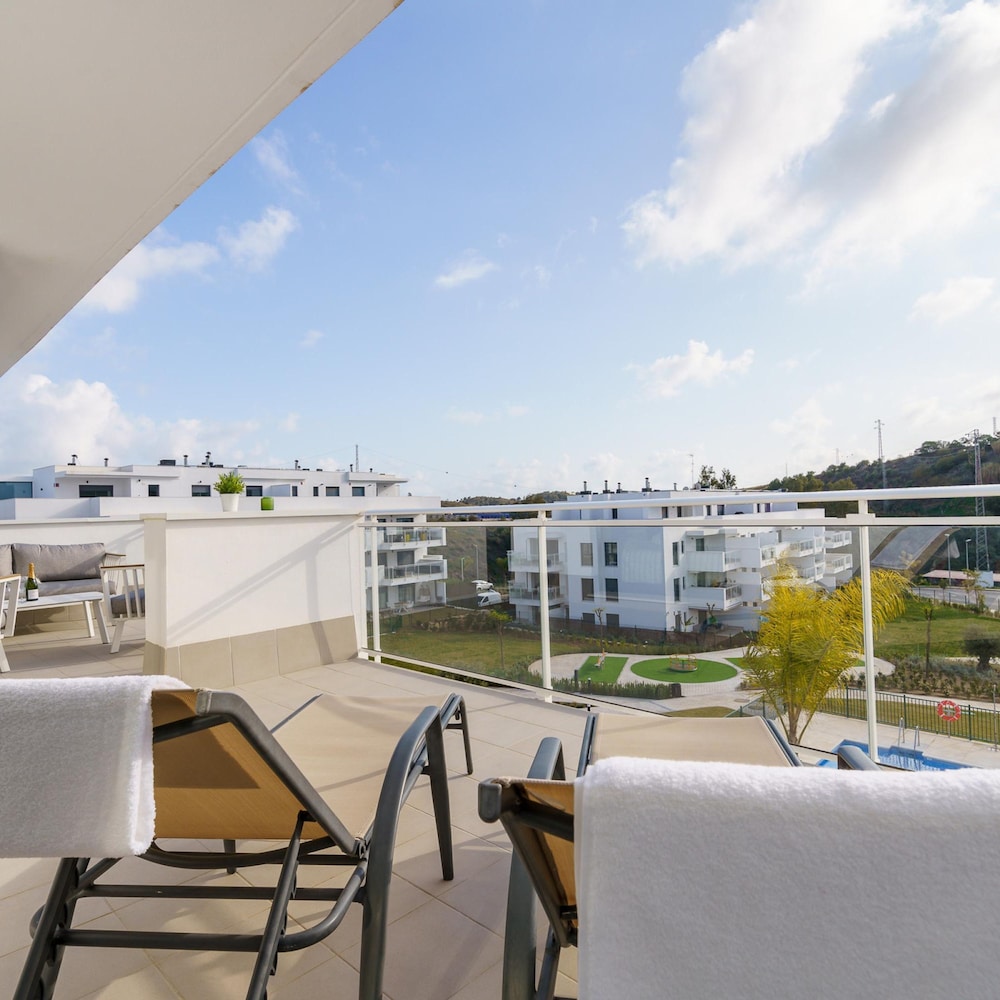 Apartment La Cala With Pool