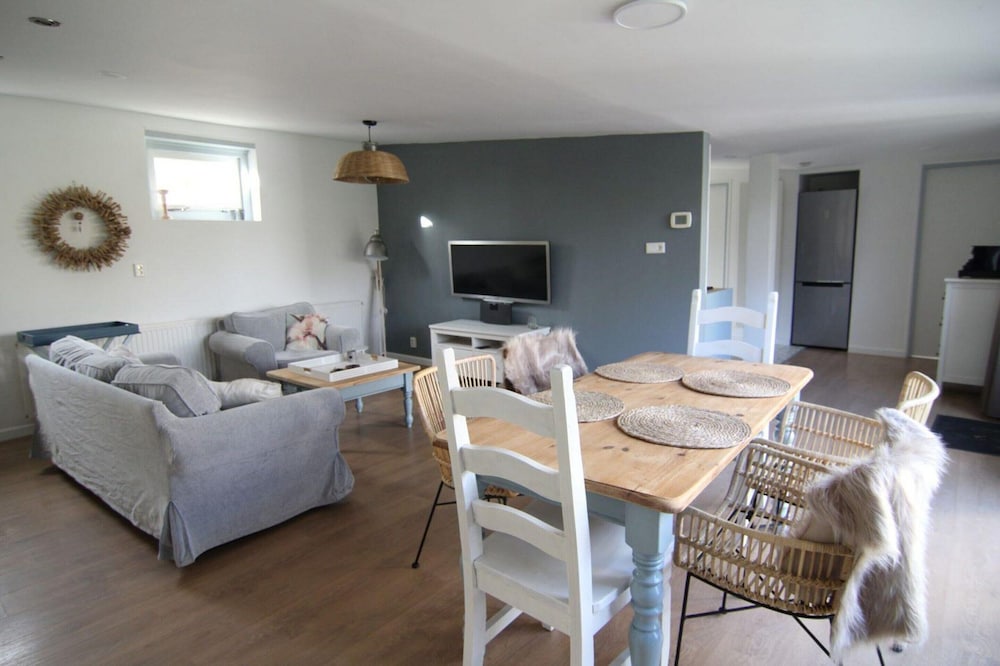 Furnished Bungalow Near Beach