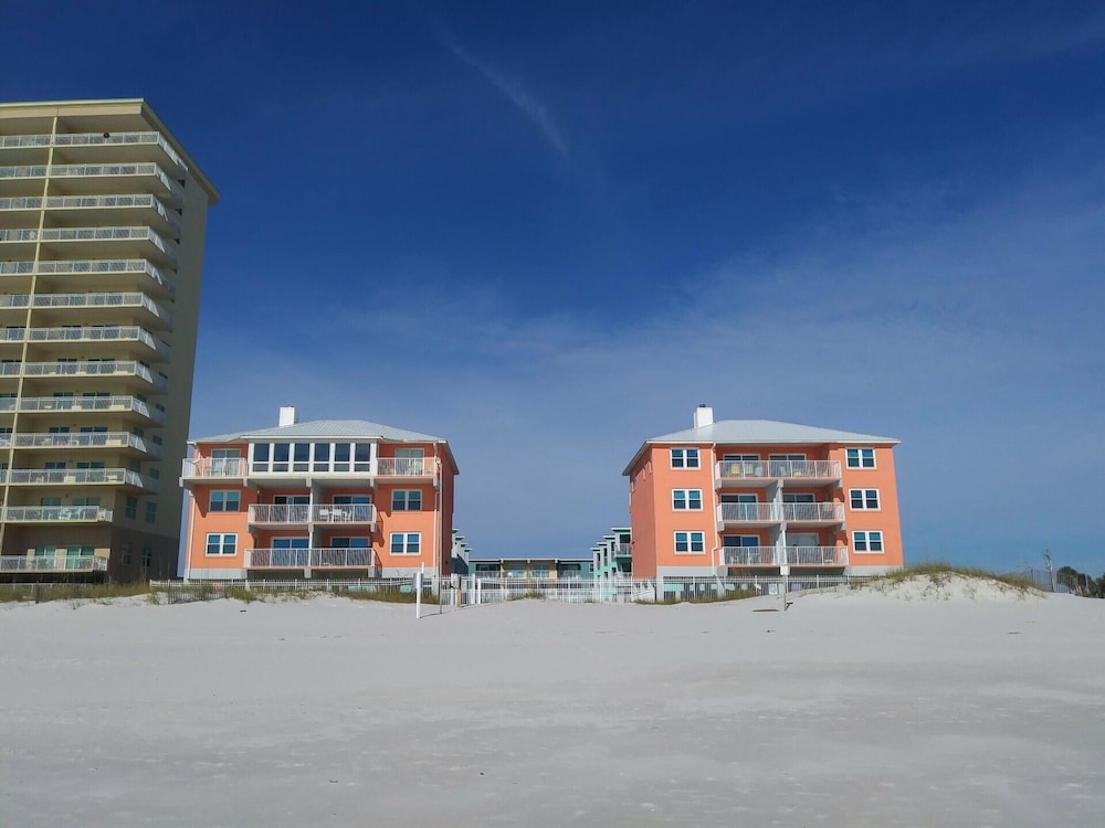 Harbor House B2 2 Bedroom Condo by RedAwning