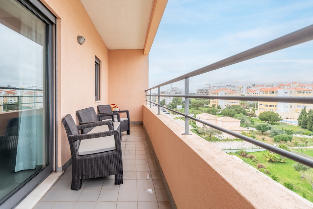 Praia DA Rocha Ocean View by Homing