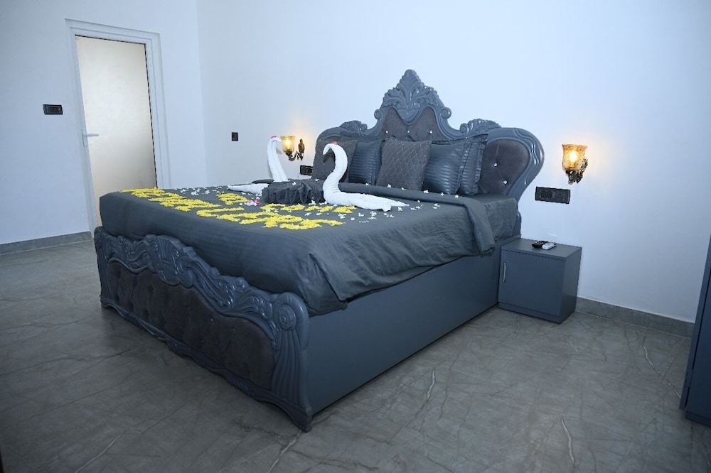 Revellers Resort Gokarna