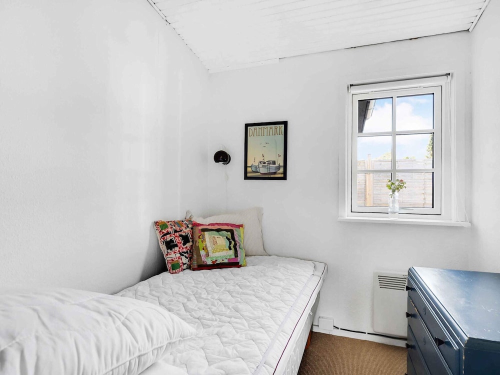 5 Star Holiday Home in Hals