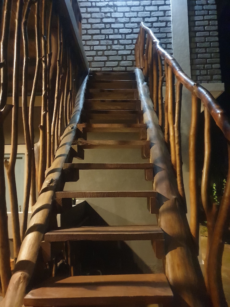 Photo 32