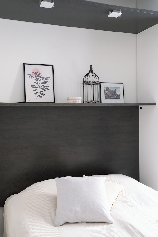 Renovated Top Floor Studio in Kallio