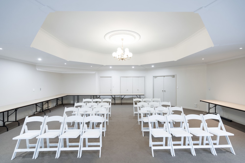 meeting & event spaces
