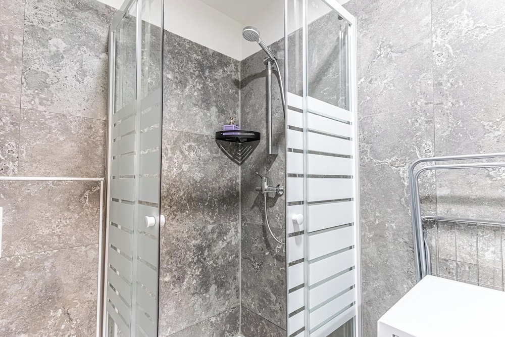 Chic Studio Near Westbahnhof