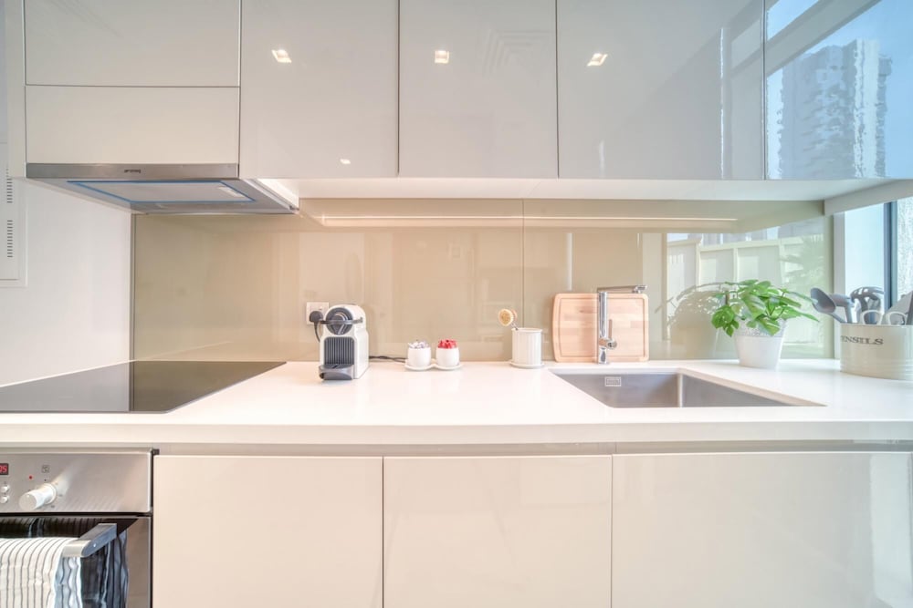 Bright Homey Studio Apartment in JLT