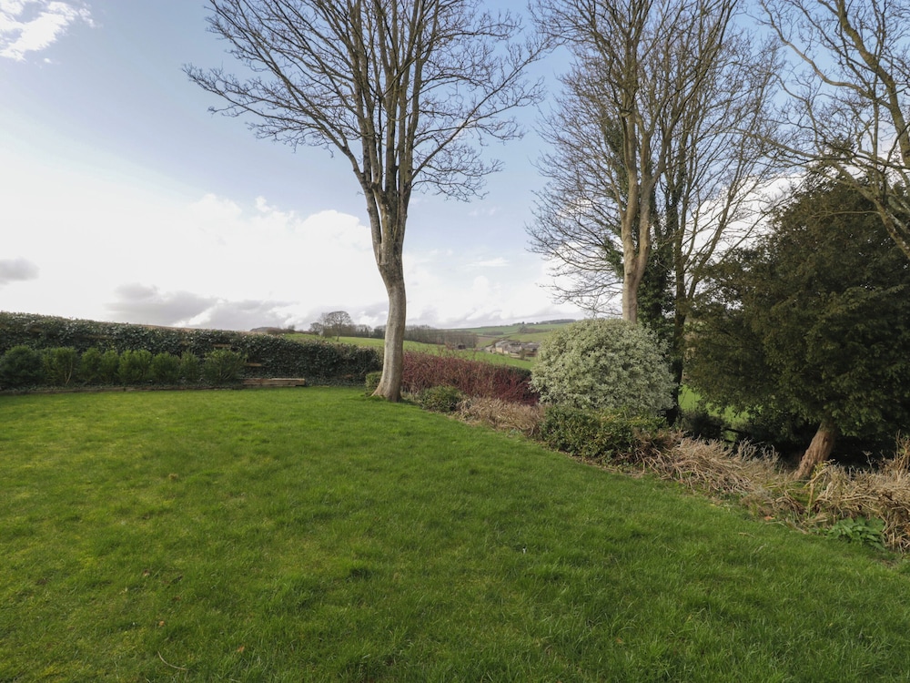 Under Acre Cottage