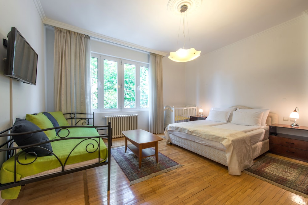Apartment Belgrade Center-Resavska view 5