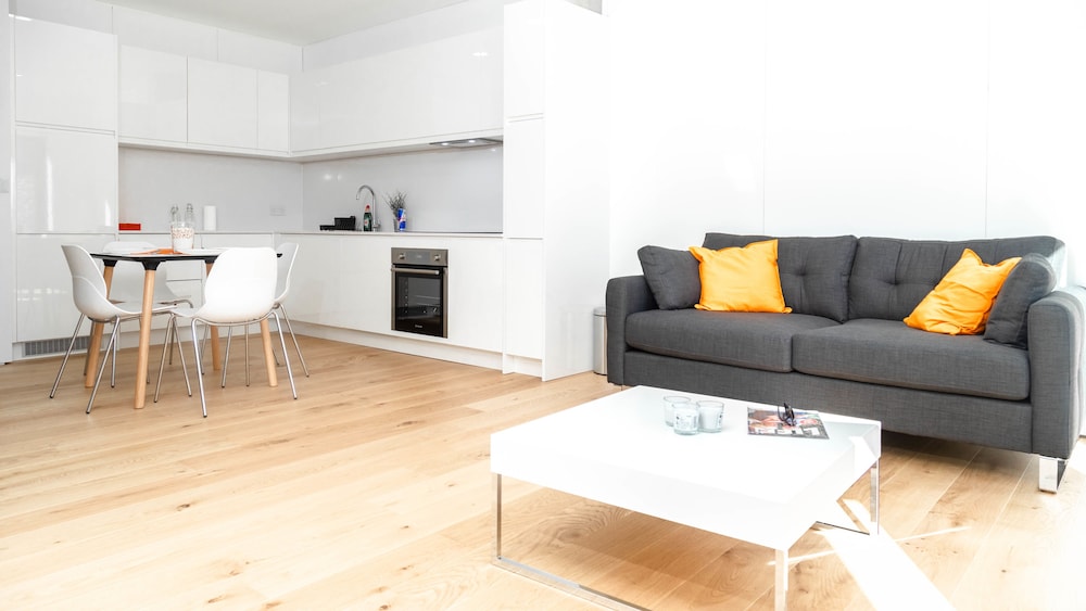 6 Springfield Lane view 5