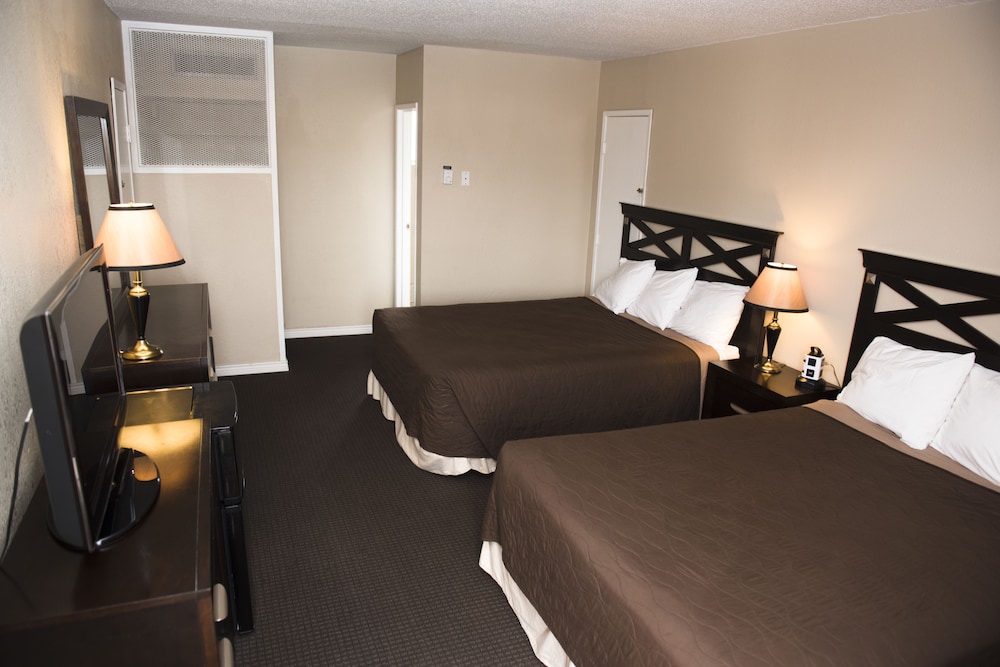 Laramie Vacations - Travel Inn - Property Image 6