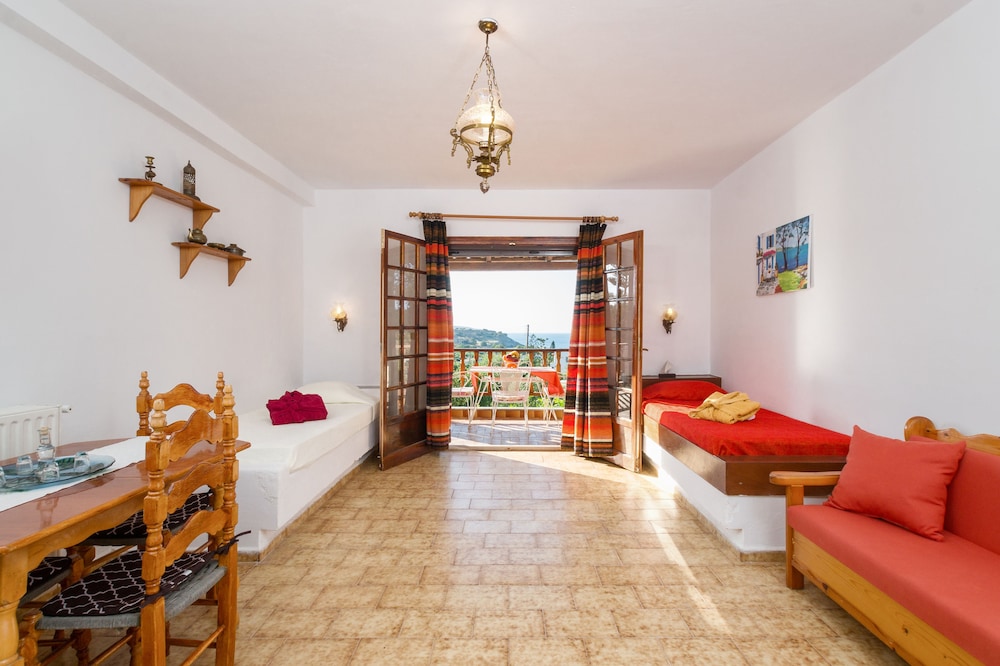 Romanza Villas