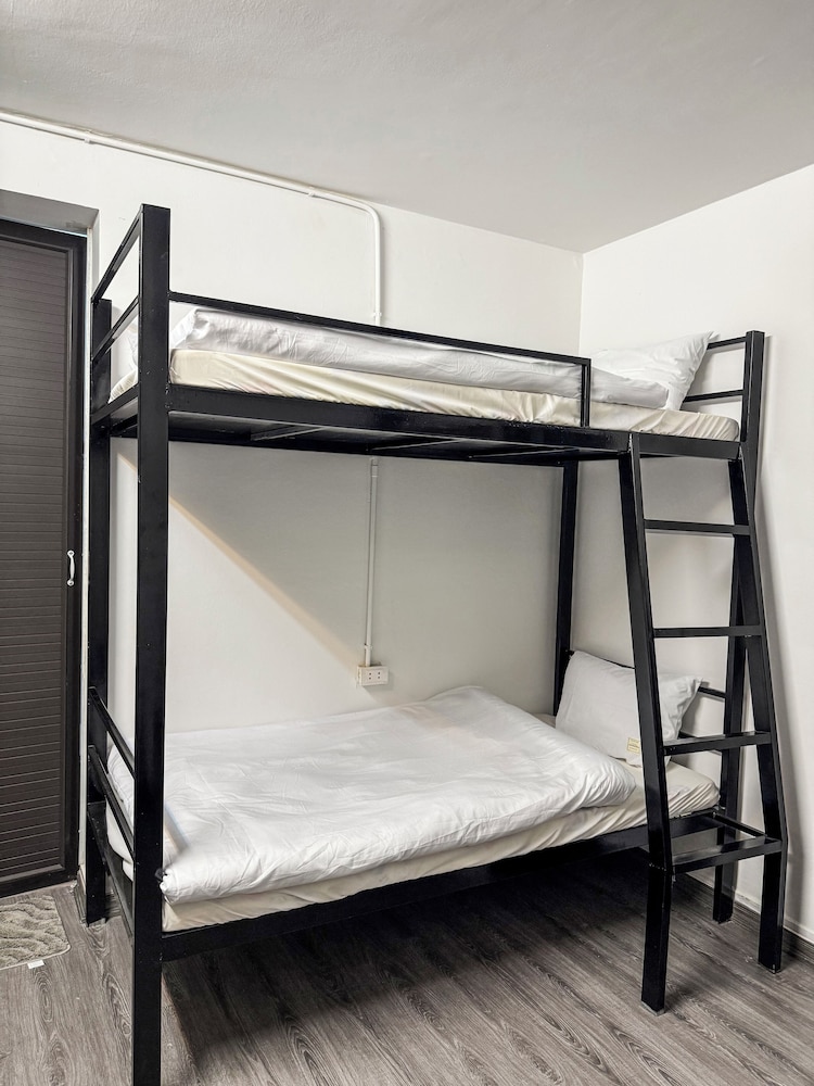 HC Luxury Apartment