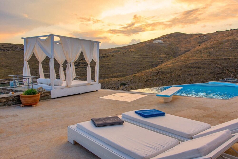 Blueros Luxury Villa - Syros Private Pool Gem view 4