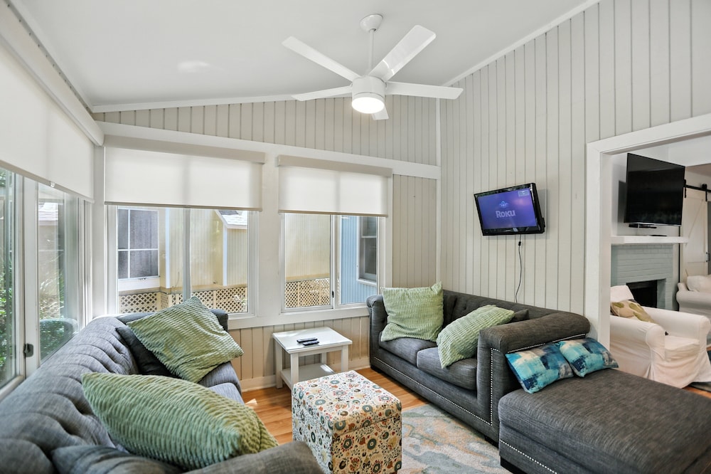 Charming Seabrook Island Retreat 3 Bedroom Home