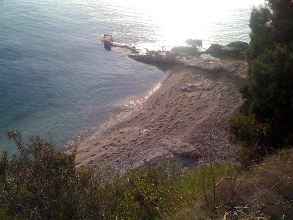 Photo 35