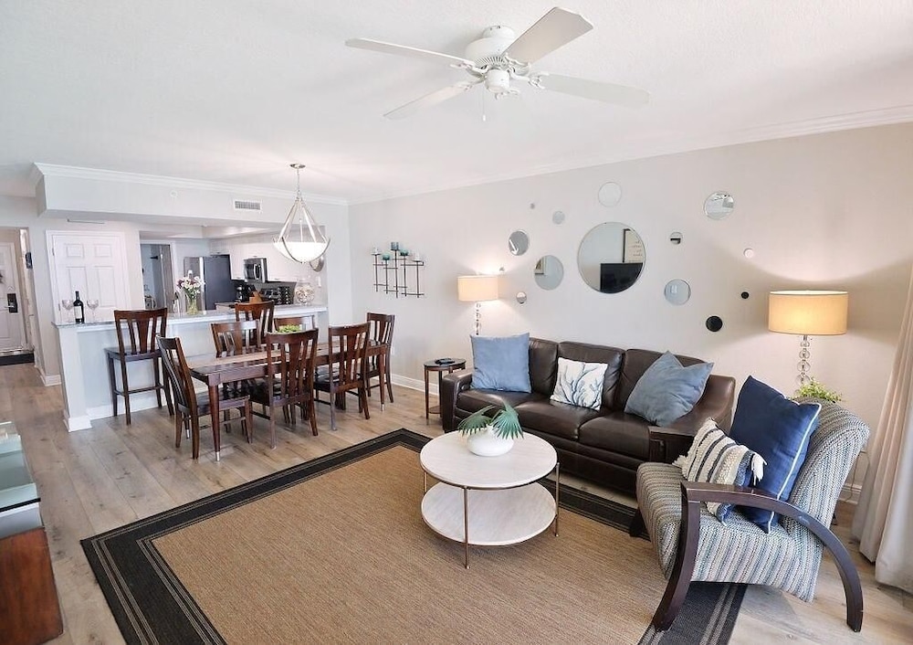 Emerald Beach 1130