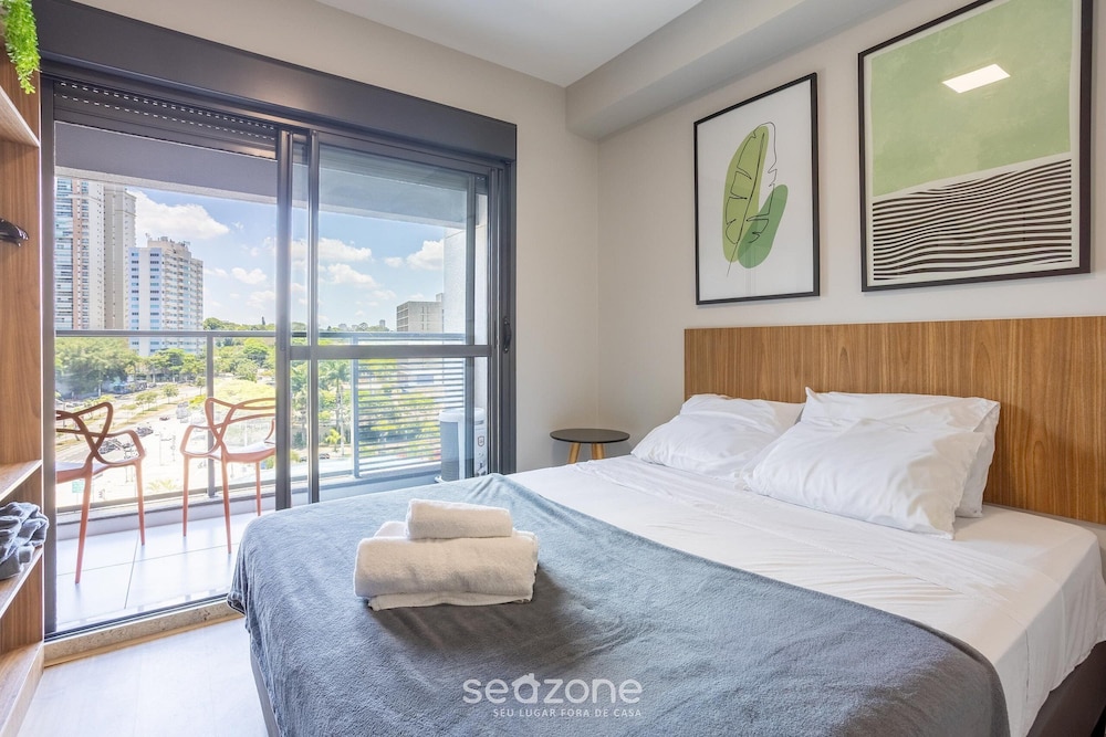Complete Studio 120 m From the Subway Hmr0602