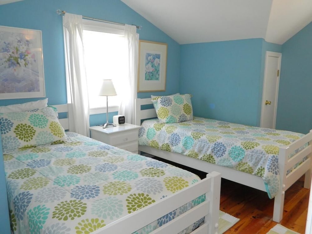 Brooklyn Avenue 33