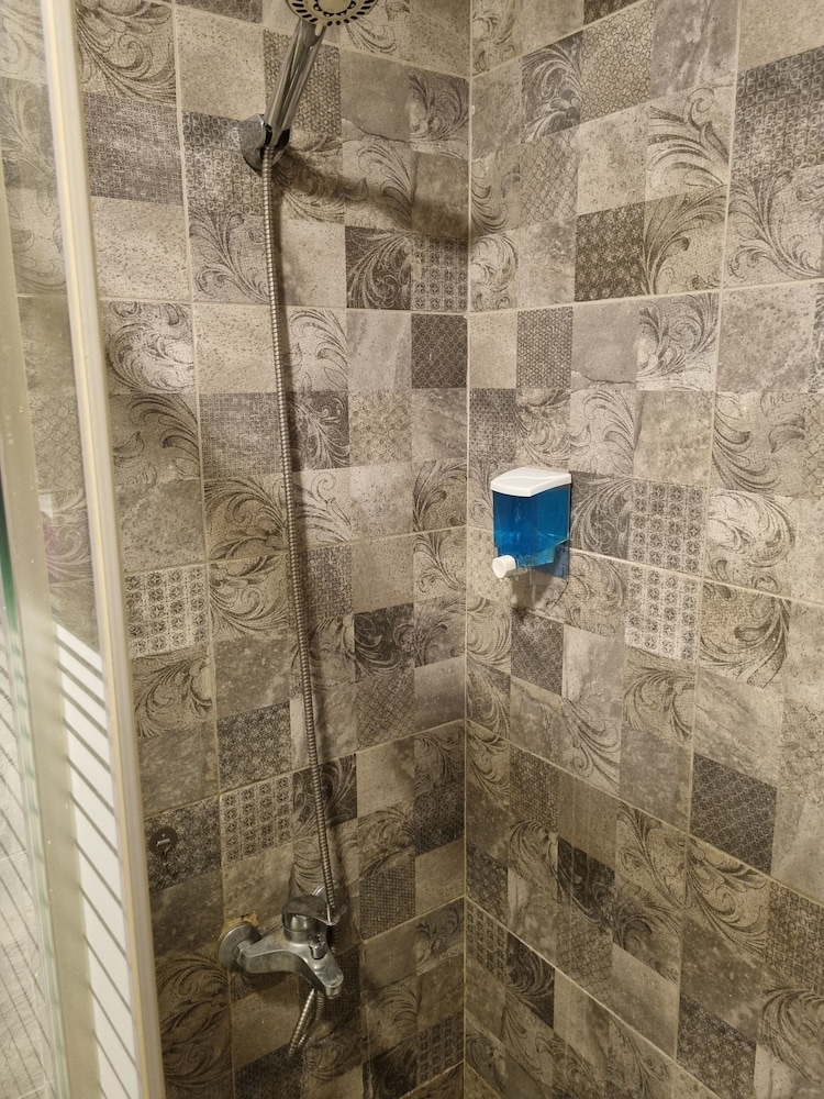 Amman Apartment With Electric Heating & Wifi