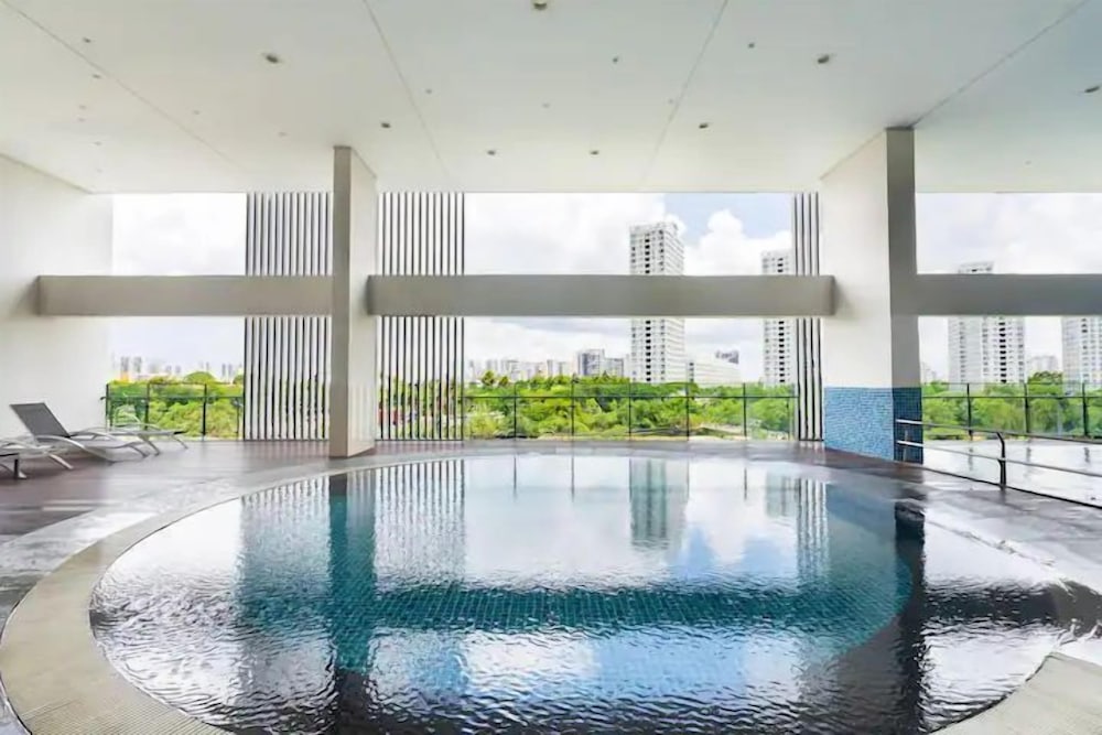 Scenic Valley View Residence