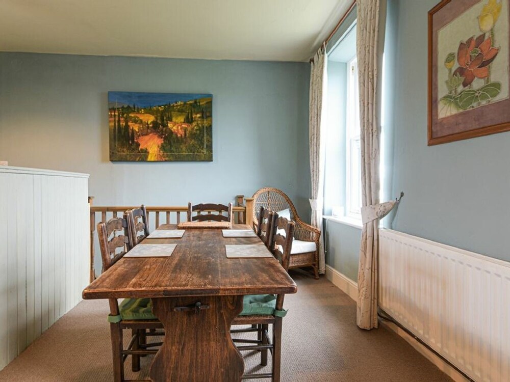 Riverbank Cottage