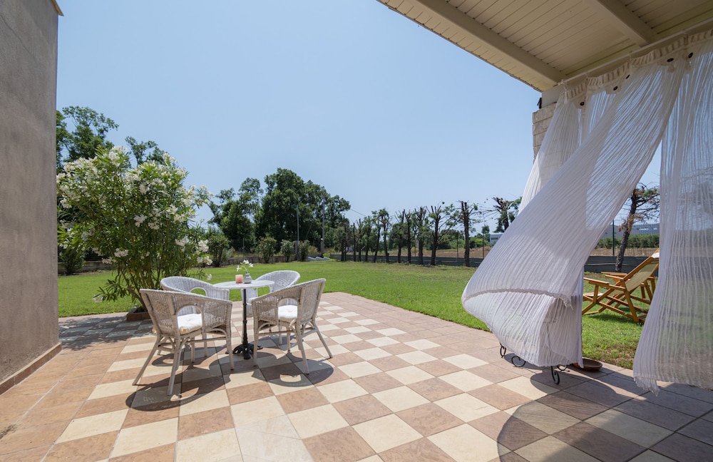 Alex Billy House by Travel Pro Services