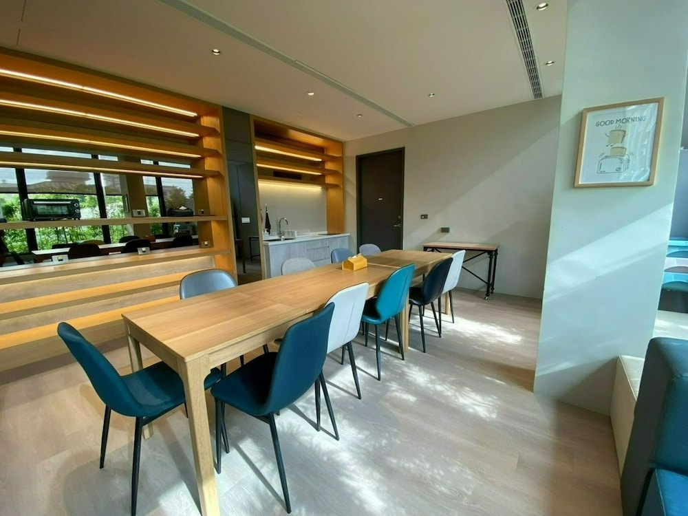 meeting & event spaces