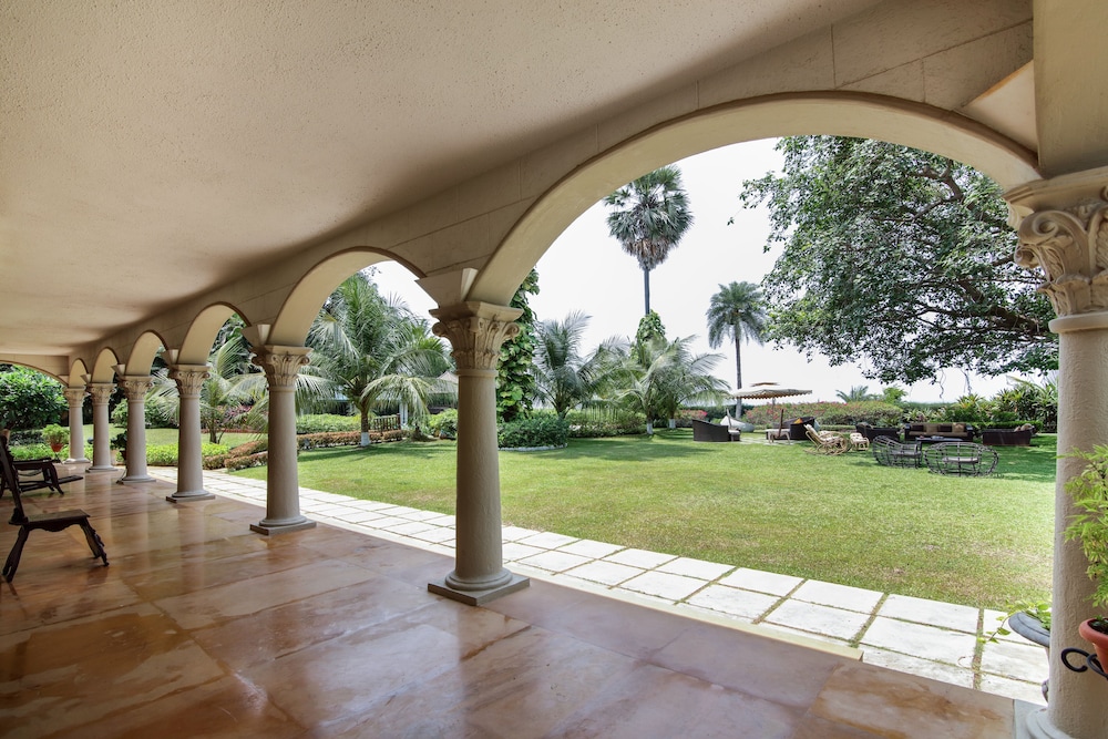 Amã Stays & Trails Villa Ishatva, Alibag