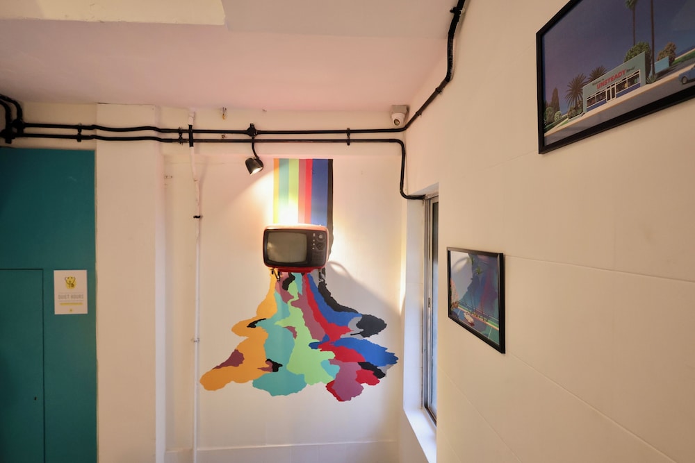 Locomo Hostel Mini - 9 mins from airport