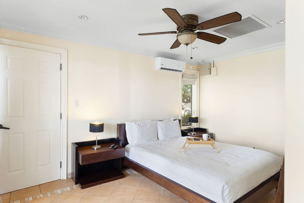Exclusive Golf Villa Close 2 Beach Private Pool