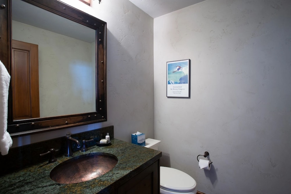 Stag Lodge at Deer Valley Resort - Four Bedroom Residence with Spa #33 4 Condo