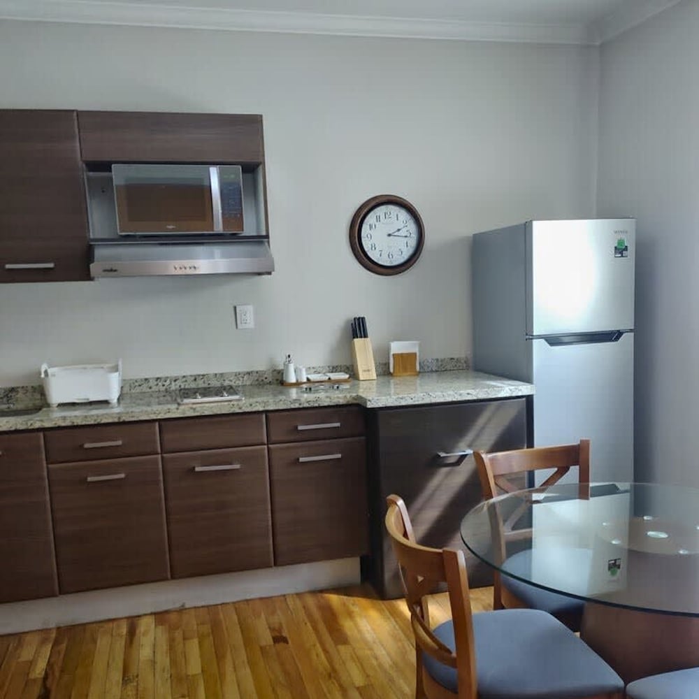 Arquimedes Deco - Colourful 1BR in Polanco