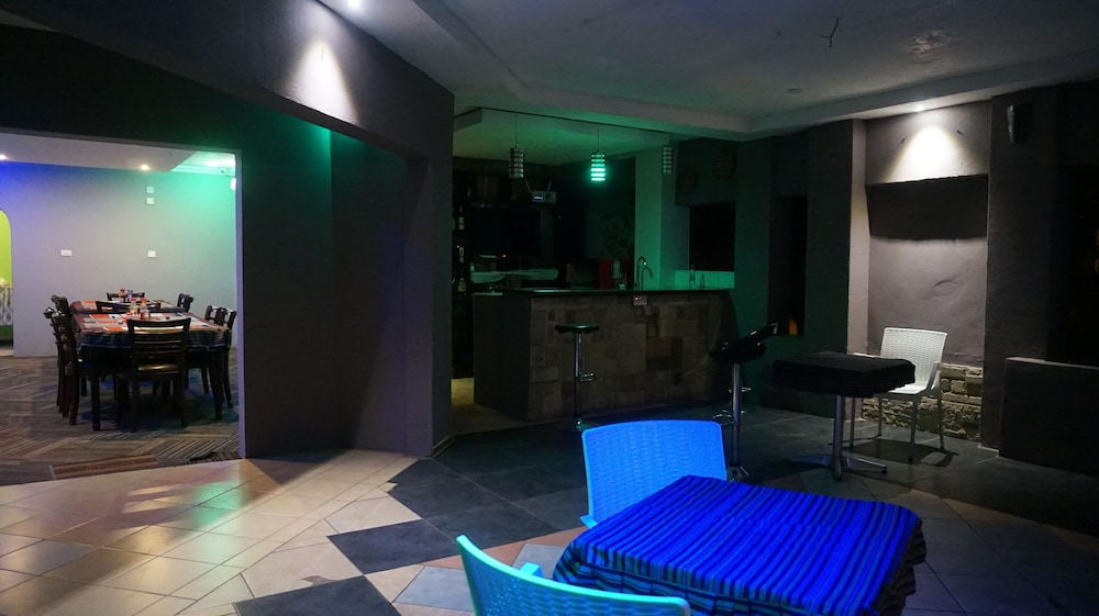 Tasha Lodge and Tours