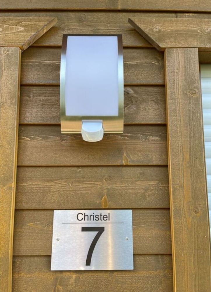 Christel Modern Retreat