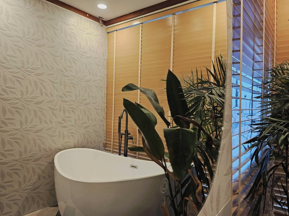 HOANG ANH GOLD HOUSE APARTMENT