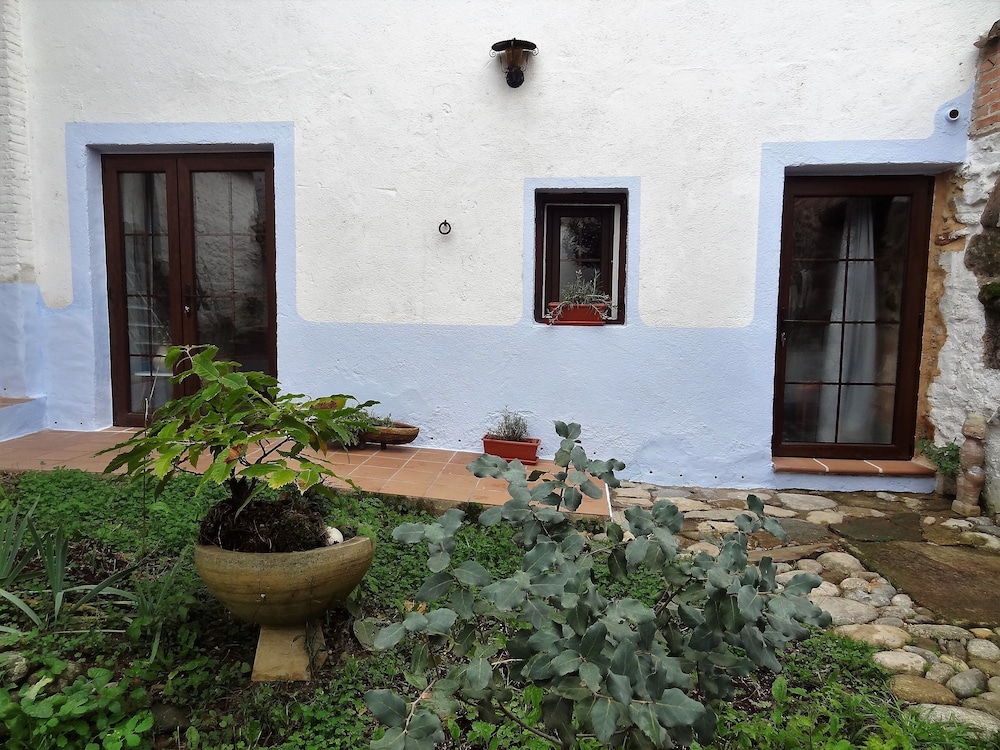 Hostal La Solana