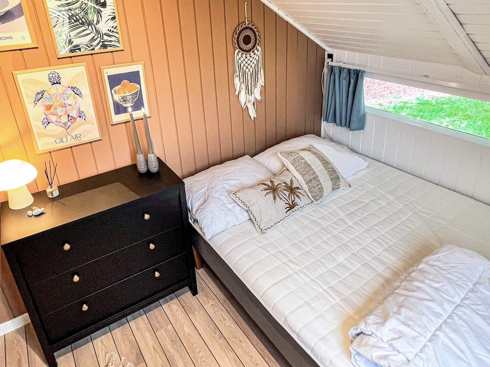 6 Person Holiday Home in Vaeggerlose