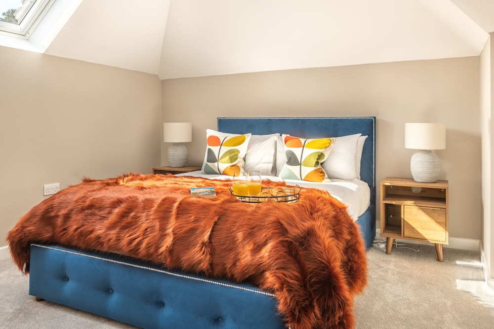 Elliot Oliver - Luxury Penthouse Apartment With Sea View view 4