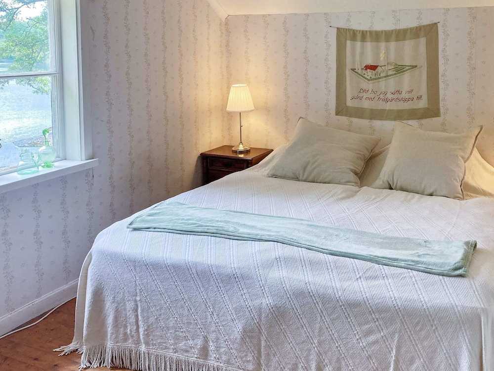6 Person Holiday Home in Overum-by Traum view 2