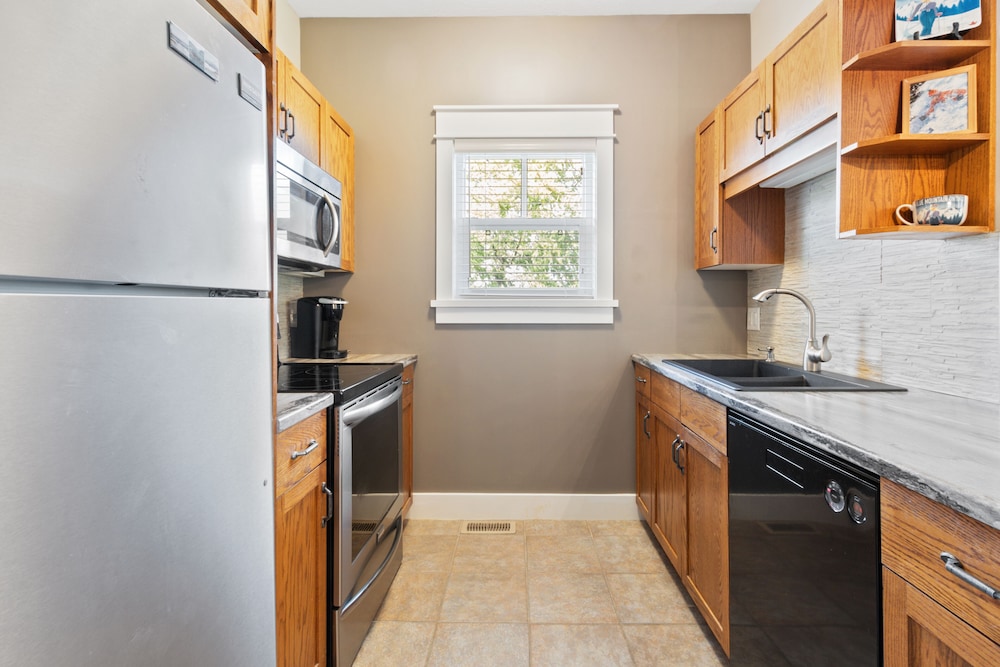 Rivergrass Condos