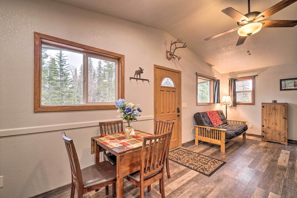 Cozy Downtown Soldotna Cabin: Dogs Welcome! view 3