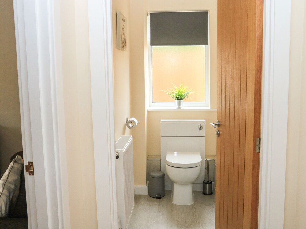 Sawtons Cottage 2