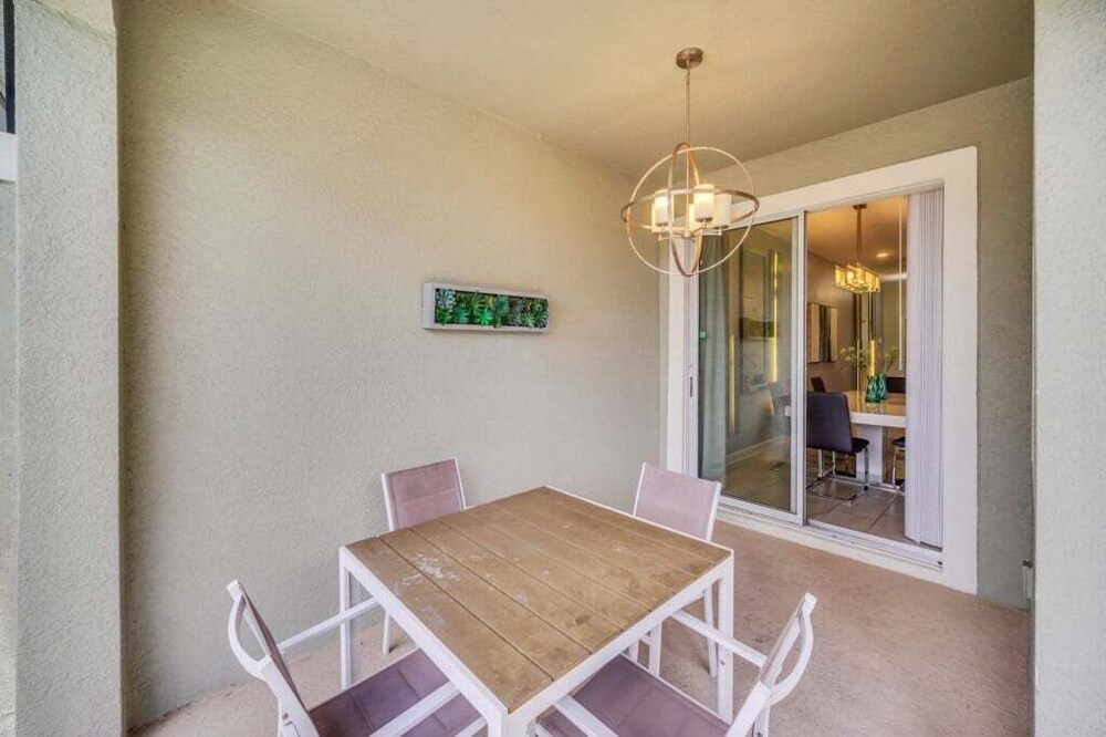 Retreat & Relax Screened In Pool Home Kid Rooms 4 Bedroom Townhouse