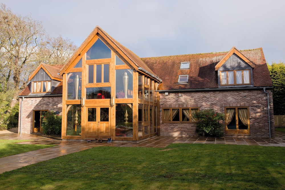Oxford Vacations - Crazy Bear Hotel-Stadhampton - Property Image 27