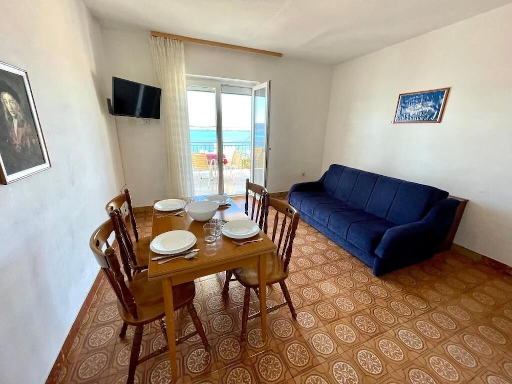 Apartment Luky 6
