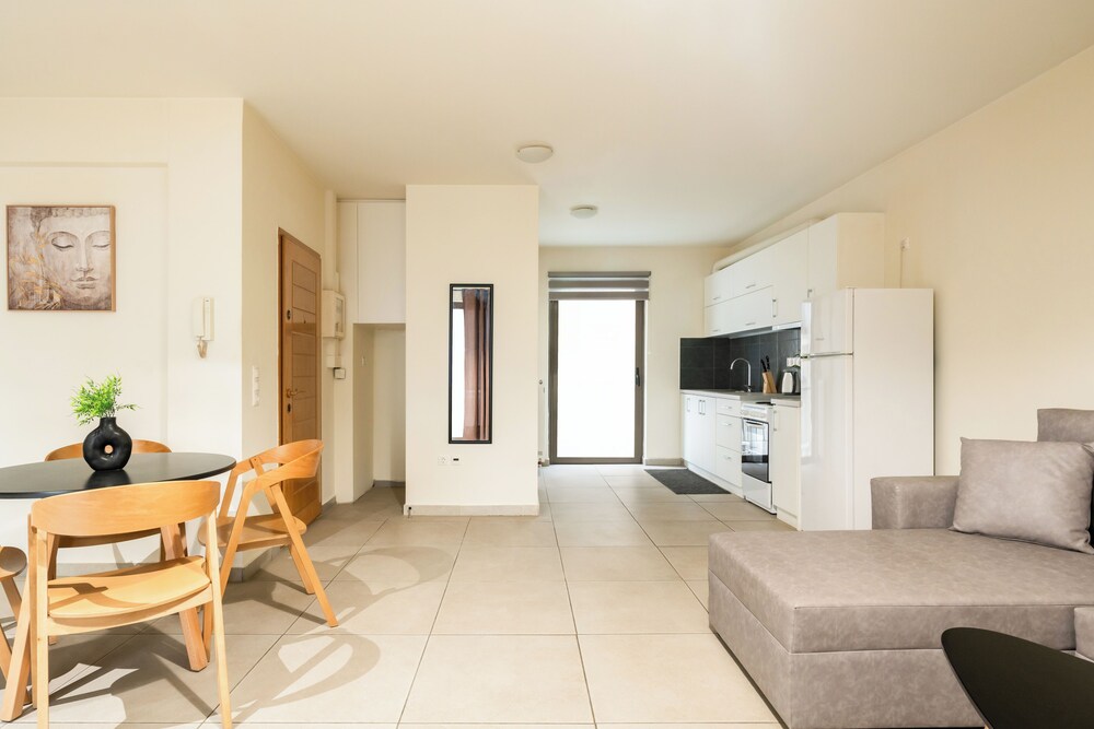 Elysee apartment 6