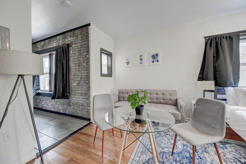 ROVE LIVING/KB - Prospect